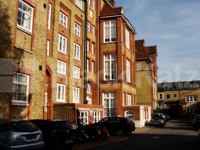 			1 Bedroom, 1 bath, 1 reception Flat			 Reed Place, Clapham